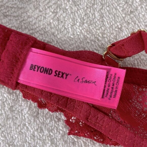 La Senza Beyond Sexy Red Lace Strappy Push Up Bra 32C - Picture 7 of 14